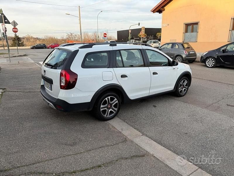 Begagnad Dacia Logan MCV Stepway 95 HK (69 kW) 2019 Vit Kombi