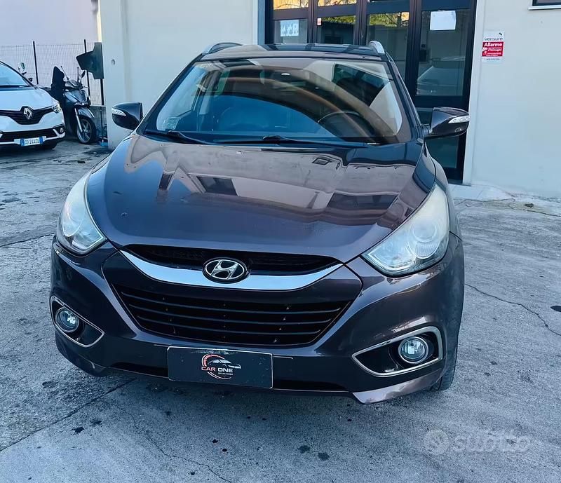 Usata Hyundai ix35 Style 184 CV (135 kW) 2010 Marrone SUV