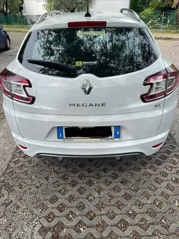 Usata Renault Mégane GrandTour 110 CV (80 kW) 2013 Bianco Station wagon