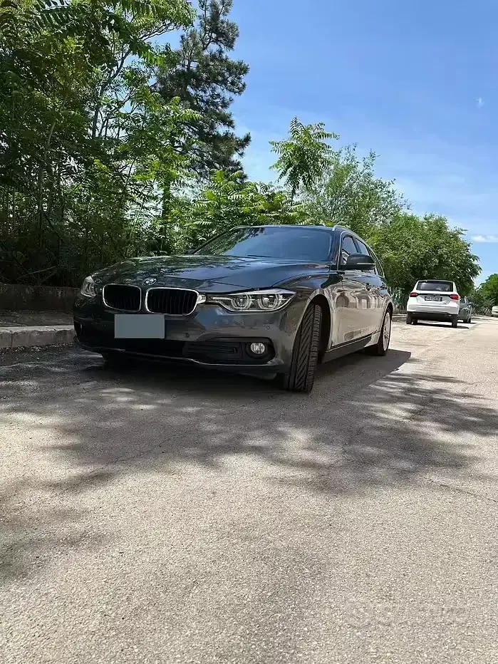 Usata BMW 318 Efficient Dynamics 150 CV (110 kW) 2016 Station wagon
