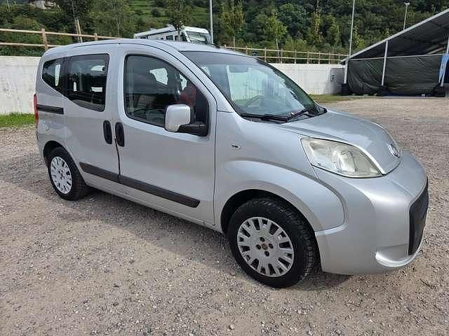 Usata Fiat Qubo Trekking 69 CV (50 kW) 2010 Grigio Monovolume