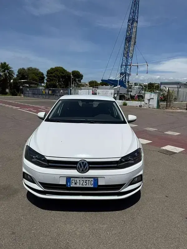 Usata VW Polo Comfortline 65 CV (47 kW) 2019 Bianco Utilitaria