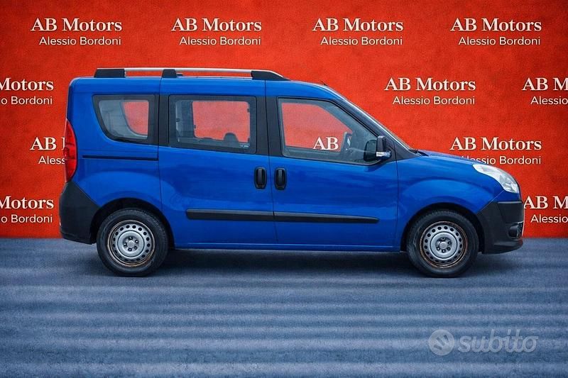 Usata Fiat Doblò Pop 105 CV (77 kW) 2014 Blu Monovolume