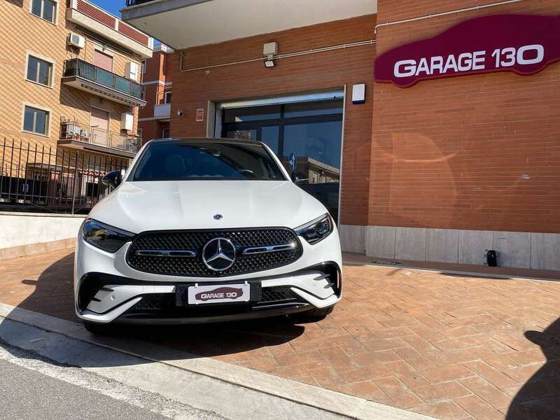 Usata Mercedes GLC300 Premium Plus 245 CV (180 kW) 2024 Bianco Coupé