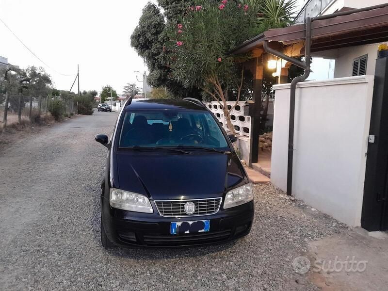 Usata 2008 Fiat Idea Monovolume | 3000 € (Buon prezzo) - Immagine 1/4