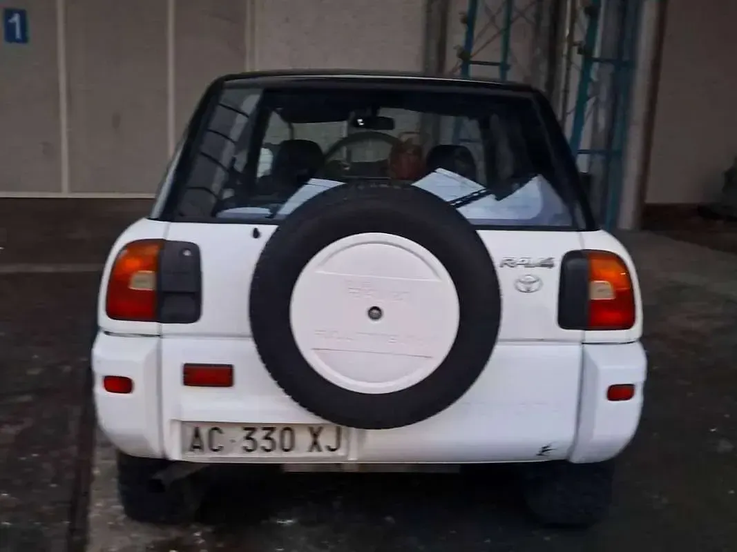 Usata Toyota RAV4 129 CV (94 kW) 1995 Bianco SUV