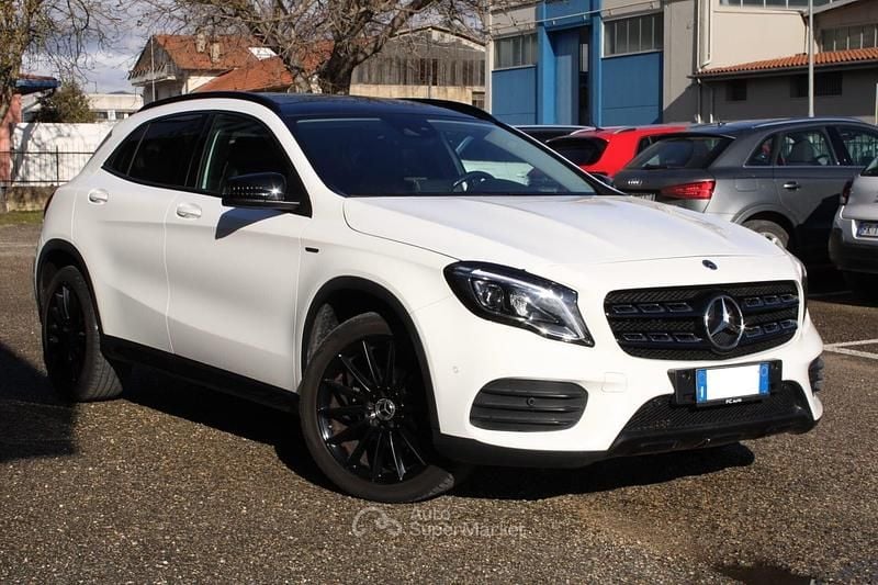 Usata Mercedes GLA200 Premium 136 CV (100 kW) 2019 Bianco SUV