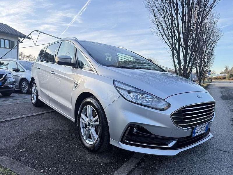 Usata Ford S-MAX Business Edition 150 CV (110 kW) 2020 Argento Monovolume