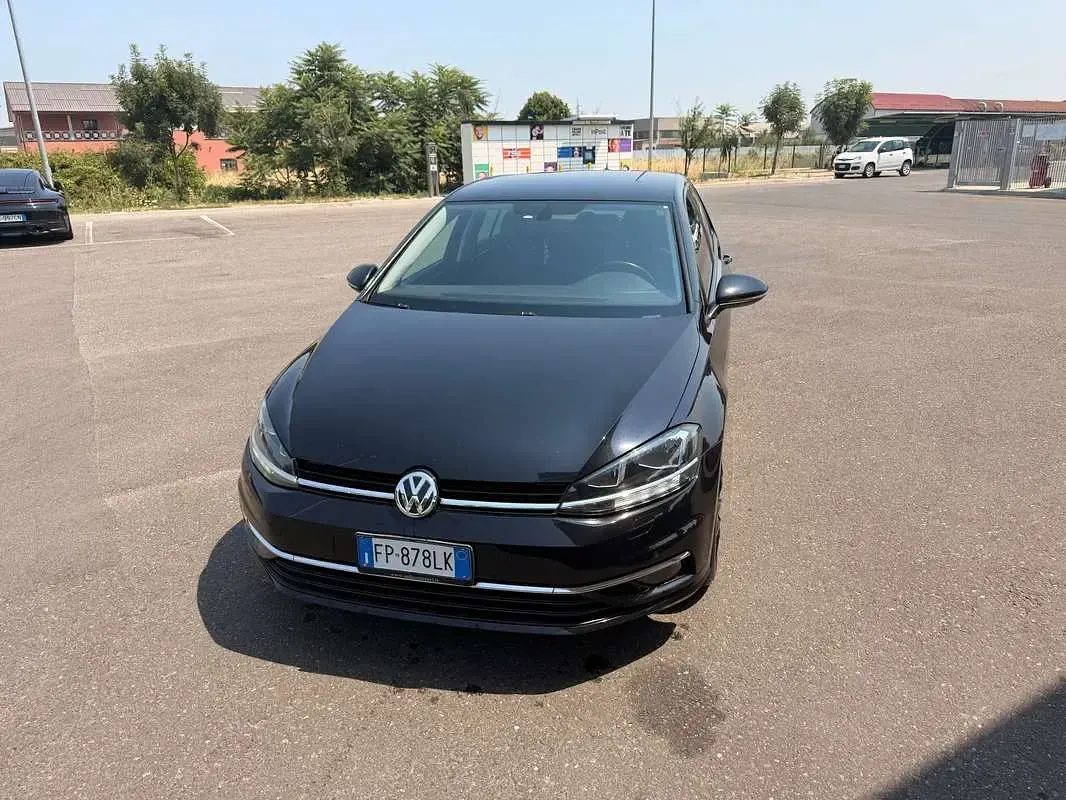 Usata VW Golf VII Highline 150 CV (110 kW) 2017 Berlina