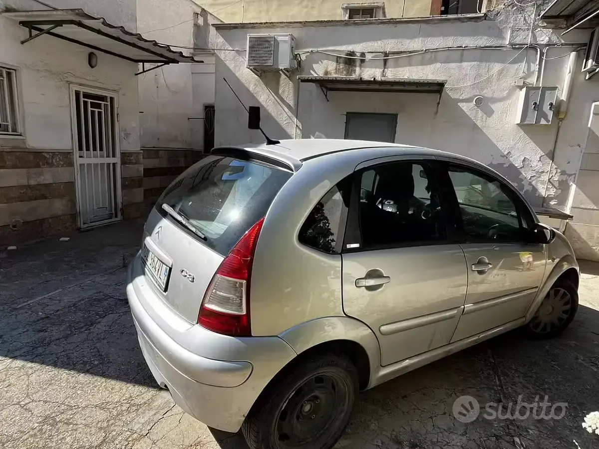 Usata Citroën C3 68 CV (50 kW) 2007 Grigio Berlina