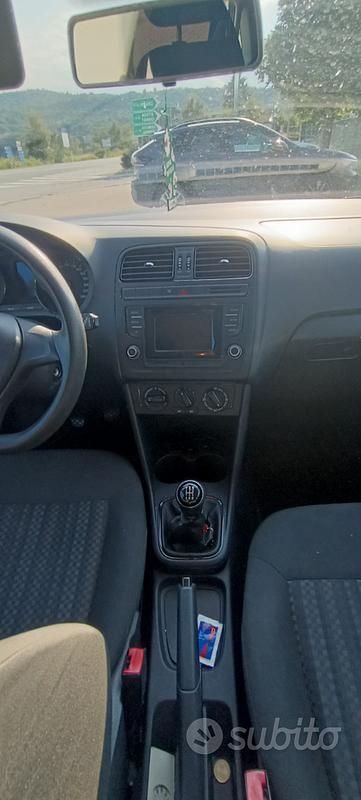 Usata VW Polo 60 CV (44 kW) 2015 Grigio Berlina