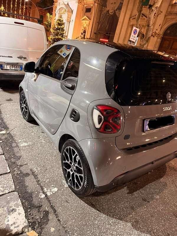 Usata Smart ForTwo Coupé Brabus 55 kW (75 CV) 2023 Utilitaria