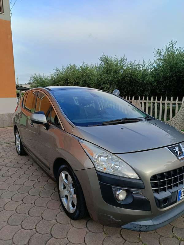 Usata Peugeot 3008 Active 163 CV (119 kW) 2012 Marrone Monovolume