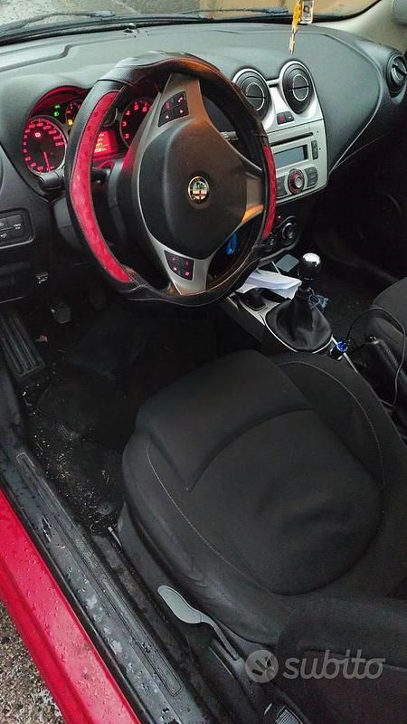 Usata Alfa Romeo MiTo 78 CV (57 kW) 2011 Rosso Utilitaria
