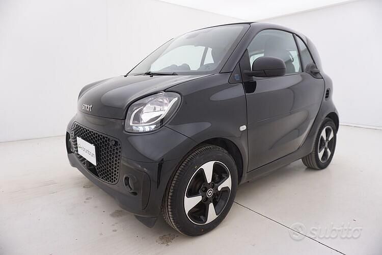 Usata Smart ForTwo Coupé Passion 60 kW (82 CV) 2021 Nero Utilitaria
