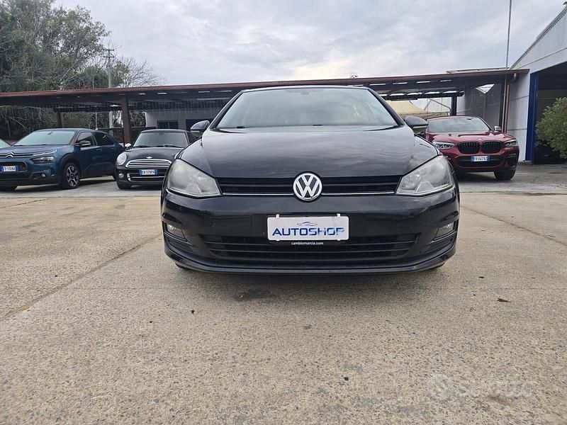 Usata VW Golf VII Trendline 104 CV (76 kW) 2013 Nero Berlina