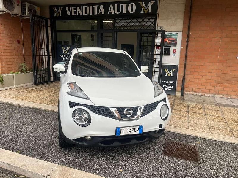 Bianco Usata 2016 Nissan Juke N-Connecta SUV | 9350 € (Buon prezzo) - Immagine 1/4