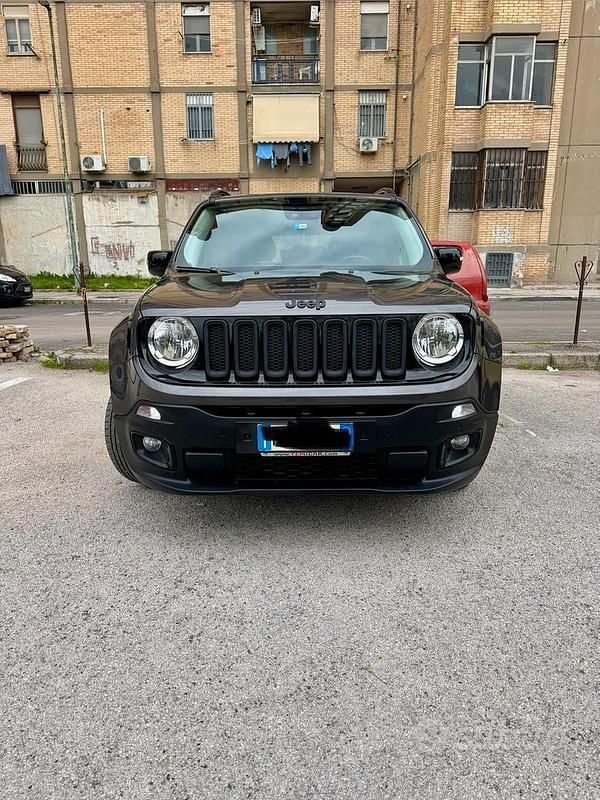 Usata Jeep Renegade Limited 120 CV (88 kW) 2017 Grigio SUV
