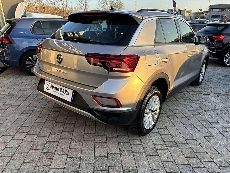 Usata VW T-Roc Life 150 CV (110 kW) 2022 Grigio SUV