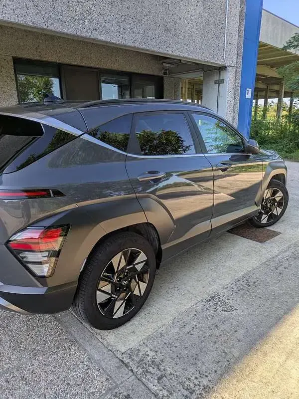 Usata Hyundai Kona 105 CV (77 kW) 2024 Grigio SUV