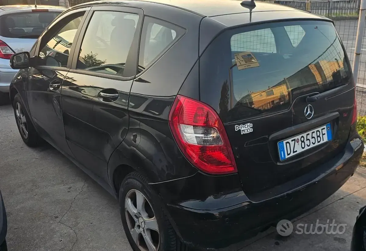 Usata Mercedes A150 Avantgarde 95 CV (69 kW) 2010 Nero Coupé