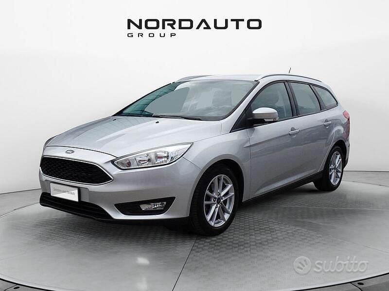 Usata Ford Focus ST 120 CV (88 kW) 2018 Grigio Station wagon
