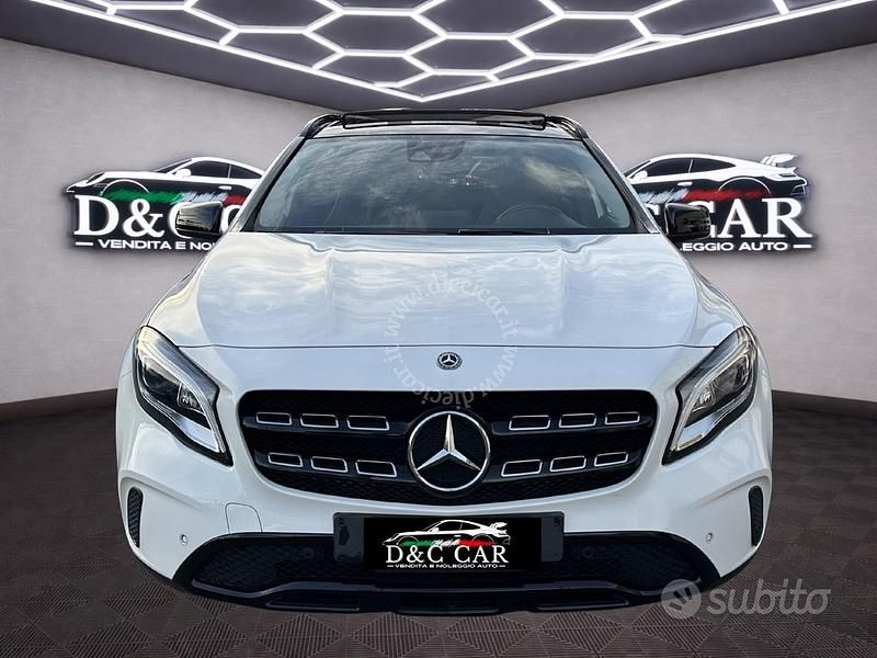 Usata Mercedes GLA180 122 CV (89 kW) 2019 Bianco SUV