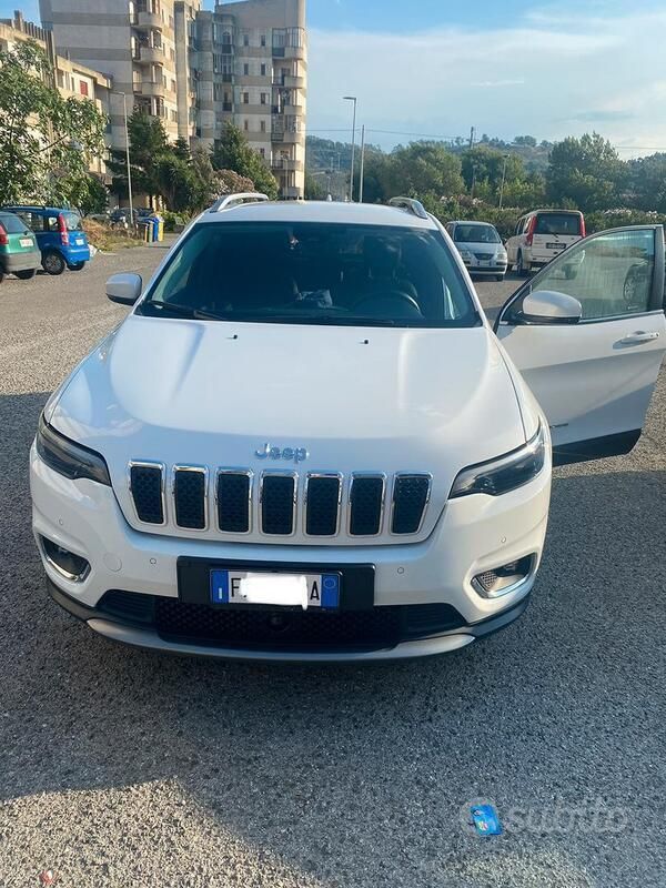 Usata Jeep Cherokee Limited 194 CV (142 kW) 2019 Bianco SUV