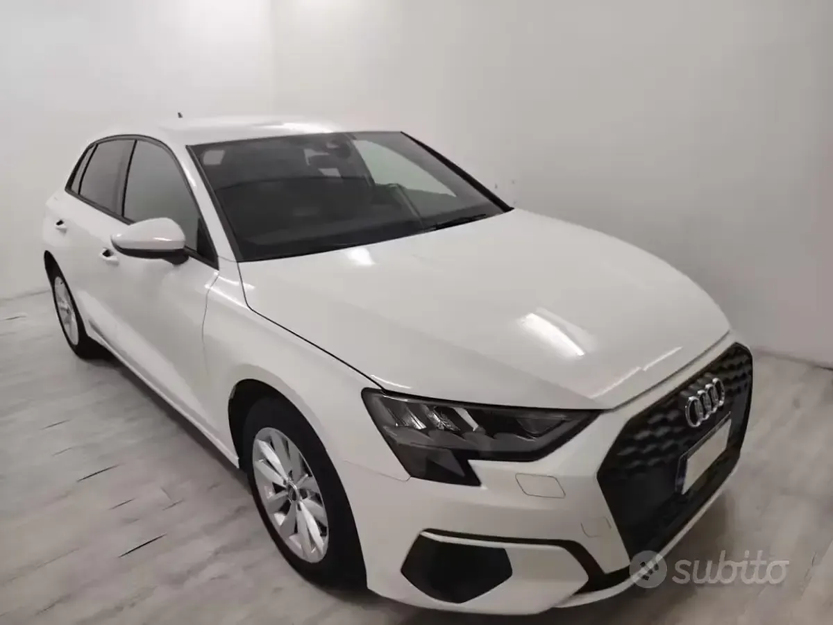 Usata Audi A3 Advanced 116 CV (85 kW) 2022 Bianco Berlina