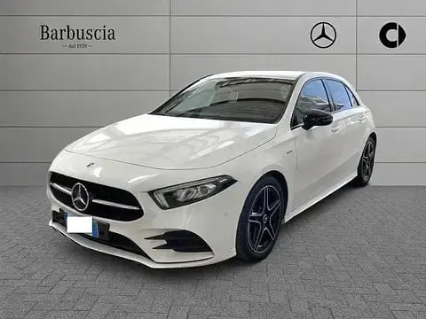 Usata Mercedes A180 Premium 116 CV (85 kW) 2021 Utilitaria