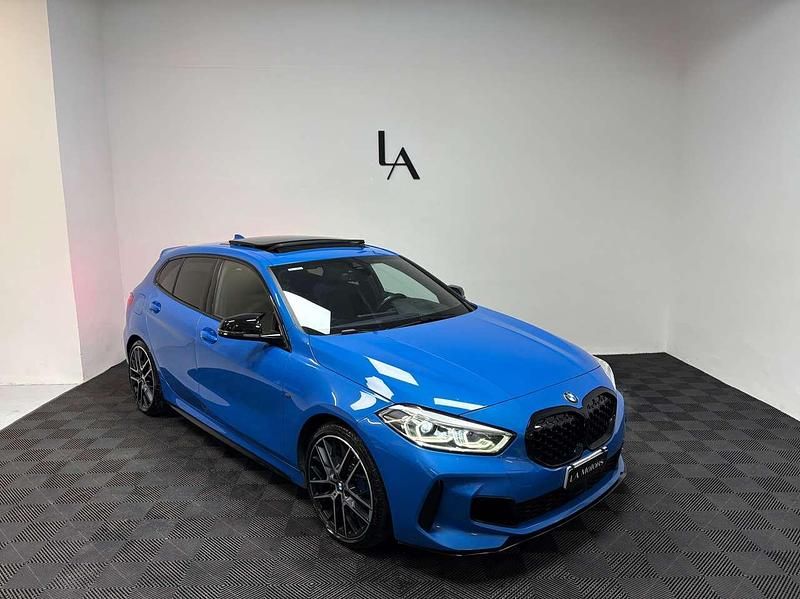 Blu/azzurro Usata 2020 BMW M135 Due volumi | 27.900 € (Ottimo prezzo) - Immagine 1/4