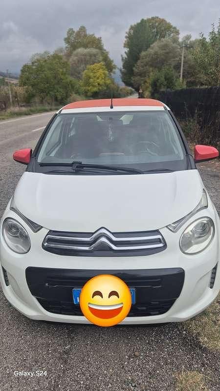 Bianco Usata 2017 Citroën C1 PureTech Due volumi | 6500 € (Buon prezzo) - Immagine 1/4