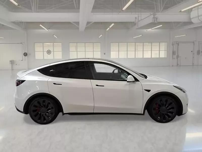 Usata Tesla Model Y Performance 155 kW (211 CV) 2022 Bianco SUV