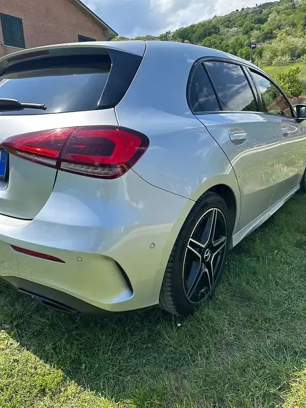 Usata Mercedes A200 Premium 150 CV (110 kW) 2022 Argento Berlina