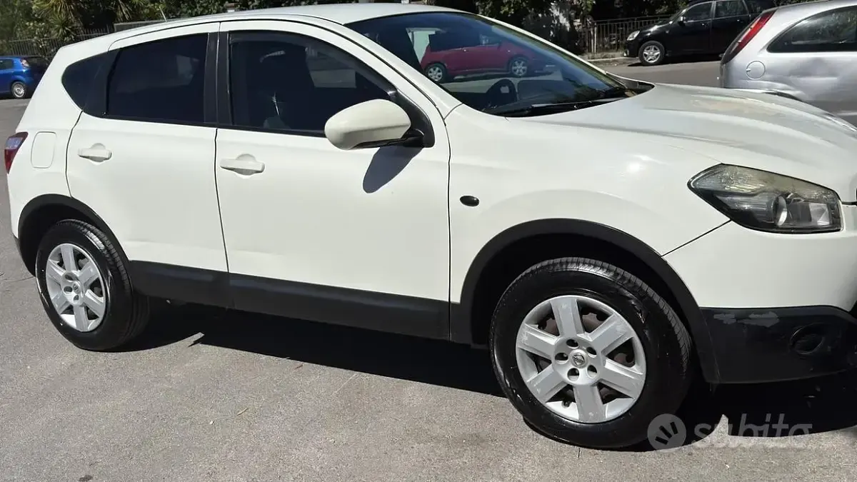 Usata Nissan Qashqai 117 CV (86 kW) 2011 Bianco SUV
