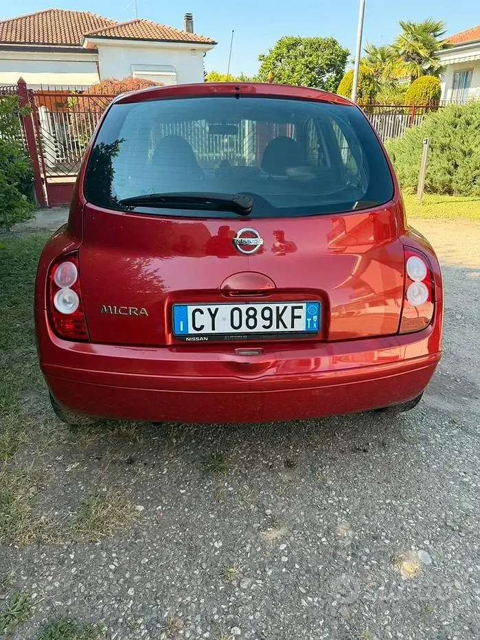 Usata Nissan Micra Acenta 80 CV (58 kW) 2005 Rosso Berlina