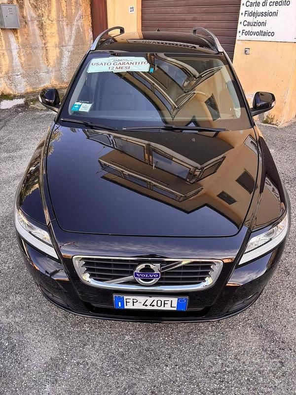 Usata Volvo V50 115 CV (84 kW) 2012 Nero Station wagon