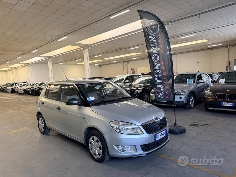 Usata Skoda Fabia Style 70 CV (51 kW) 2011 Grigio Berlina
