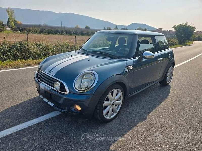 Usata 2010 Mini Cooper Clubman Station wagon | 4600 € (Buon prezzo) - Immagine 1/4