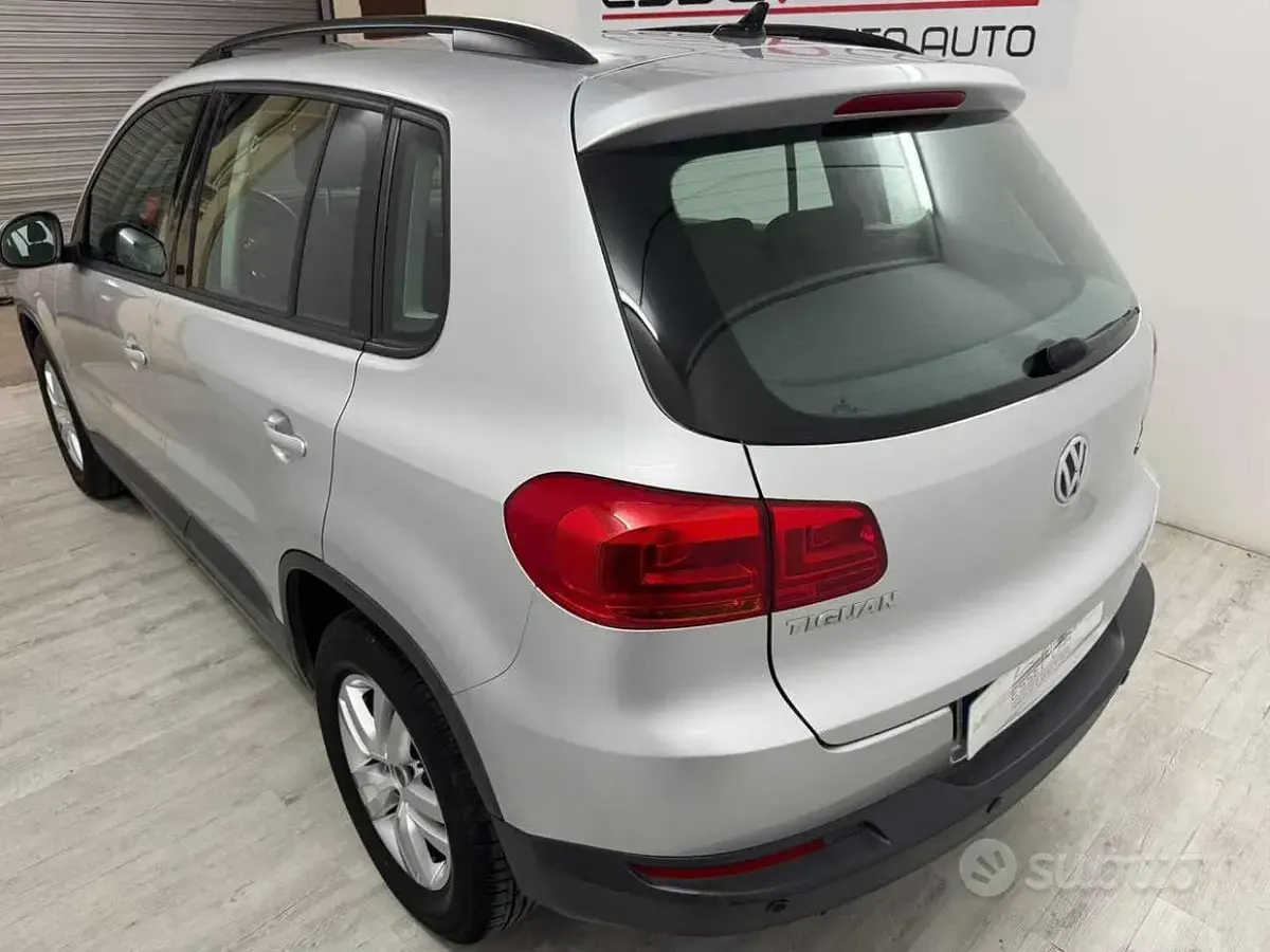 Usata VW Tiguan Trendline 122 CV (89 kW) 2014 Grigio SUV