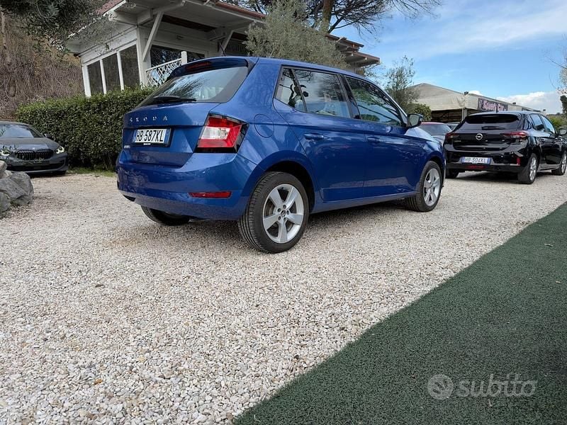 Usata Skoda Fabia 60 CV (44 kW) 2020 Blu Utilitaria