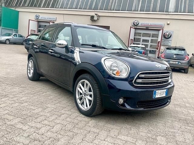 Usado Mini Cooper D Countryman Business 112 HP (82 kW) 2016 Azul SUV