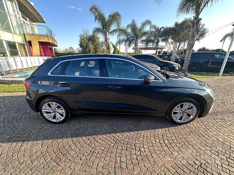 Usata Audi A3 Advanced 116 CV (85 kW) 2021 Grigio Berlina