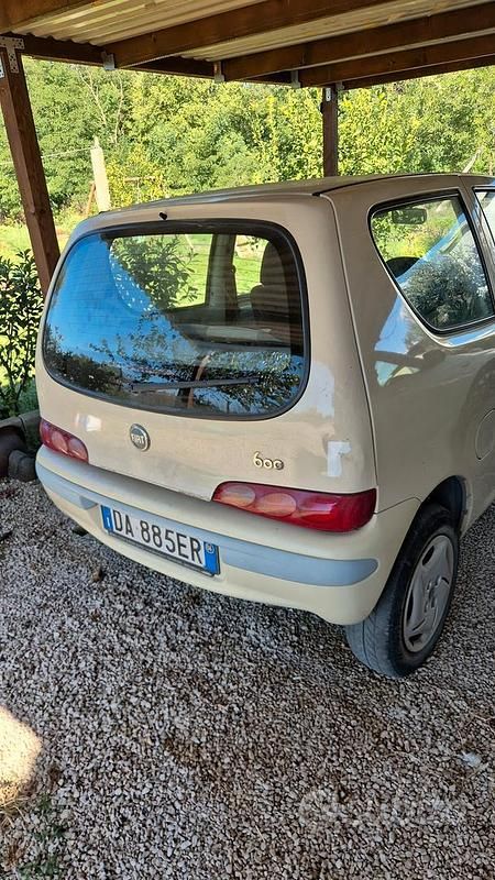 Usata Fiat 600 54 CV (39 kW) 2006 Giallo Utilitaria