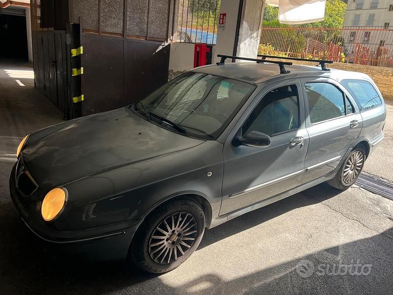 Usata Lancia Lybra 116 CV (85 kW) 2005 Grigio Station wagon