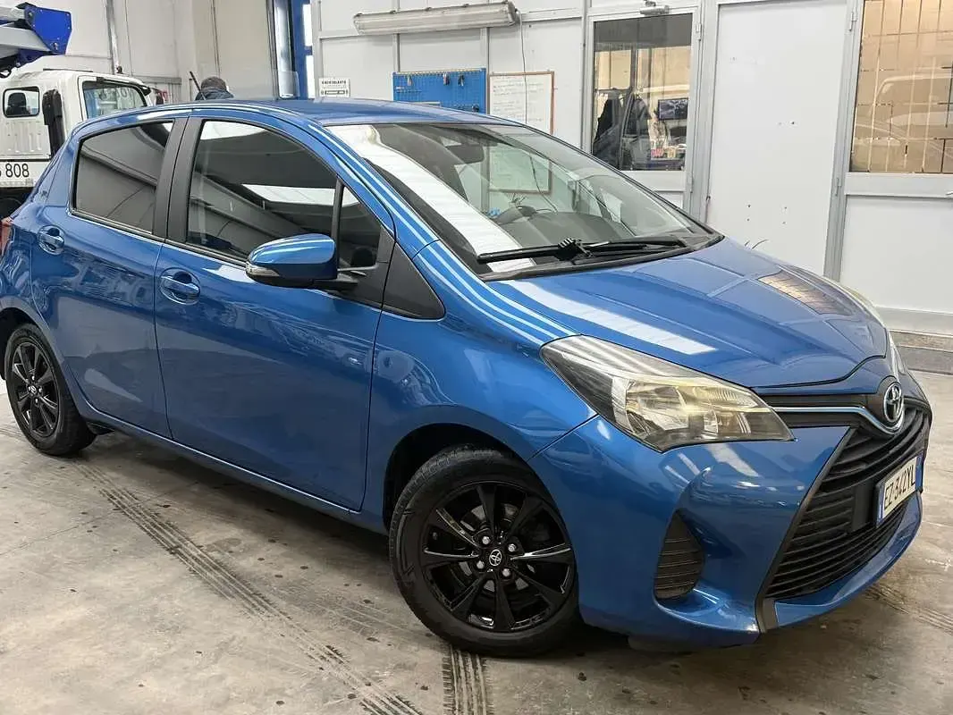 Usata Toyota Yaris Sol 69 CV (50 kW) 2015 Utilitaria