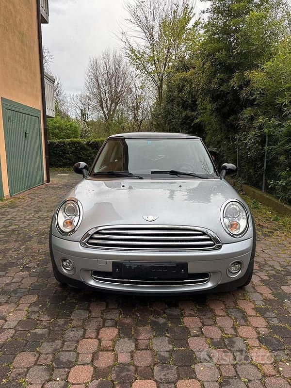 Usata Mini Cooper Chili 120 CV (88 kW) 2007 Grigio Utilitaria
