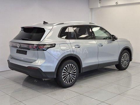 Nuova VW Tiguan Life 131 CV (96 kW) 2026 Grigio SUV