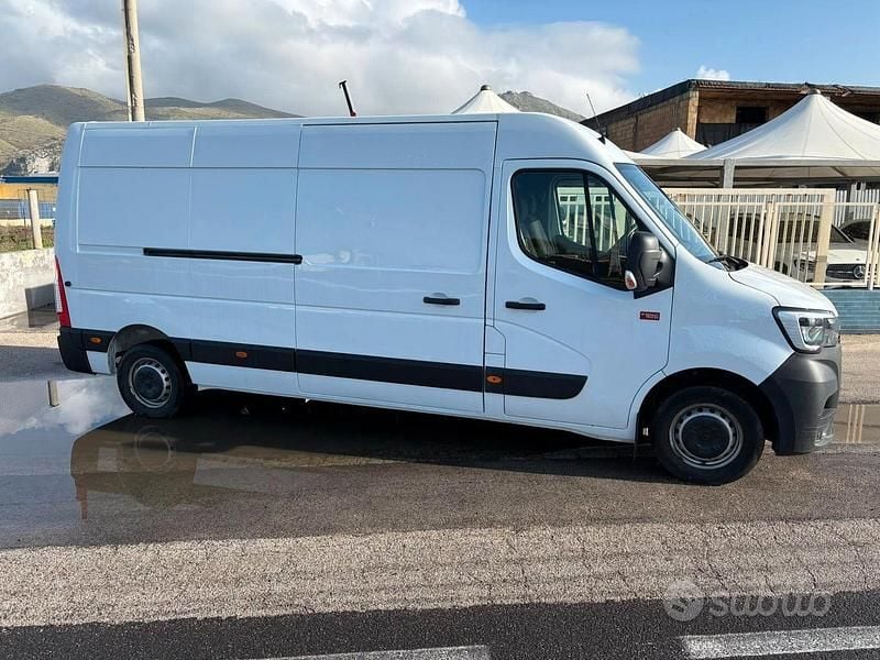 Begagnad Renault Master 150 HK (110 kW) 2020 Vit Minibuss