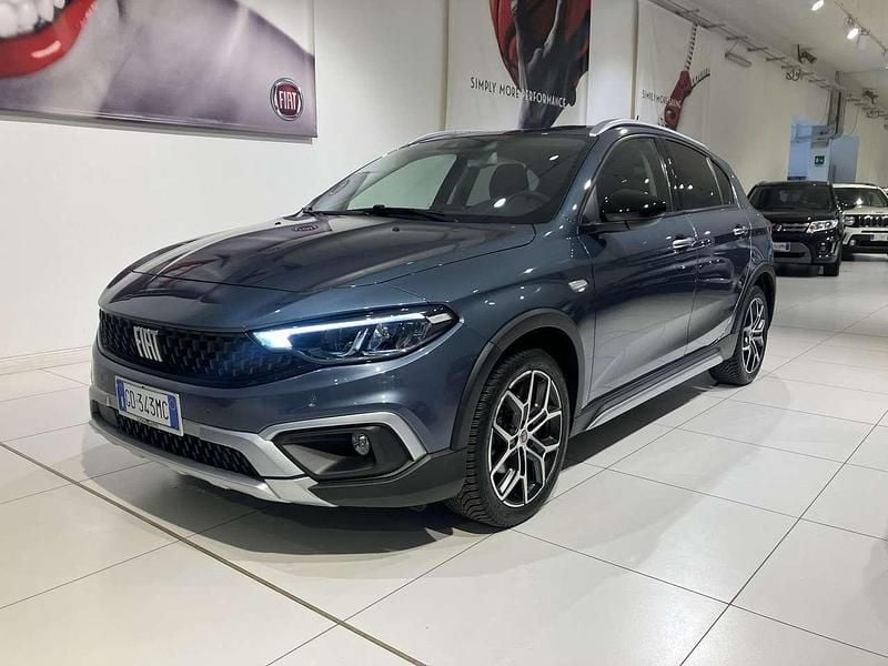 Usata Fiat Tipo Cross 131 CV (96 kW) 2021 Utilitaria